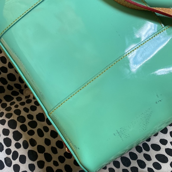 Dooney & Bourke mint green Lexington patent leather bag - Picture 9 of 10